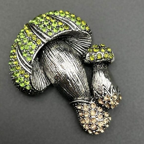 Silver with Emerald and Champagne Topaz Crystal Double Mushroom Pin Back Brooch - Picture 1 of 7